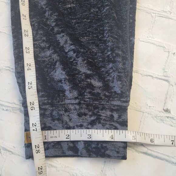 Lululemon woman black crushed velvet Ready to Crush Joggers size 10 - Picture 4 of 12